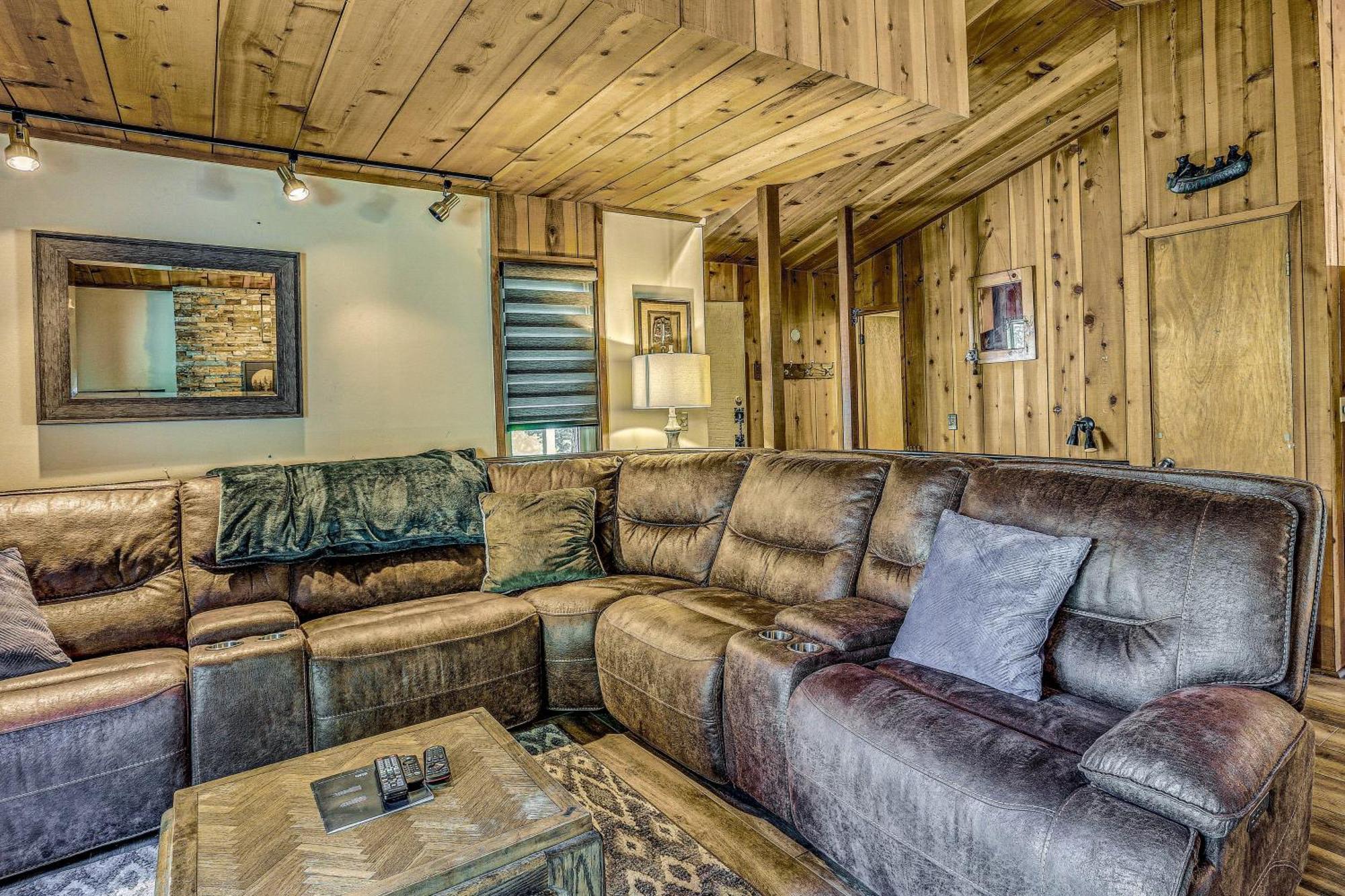 Cozy Bears Hideaway Cabin About 3 Mi To Shaver Lake! Екстериор снимка