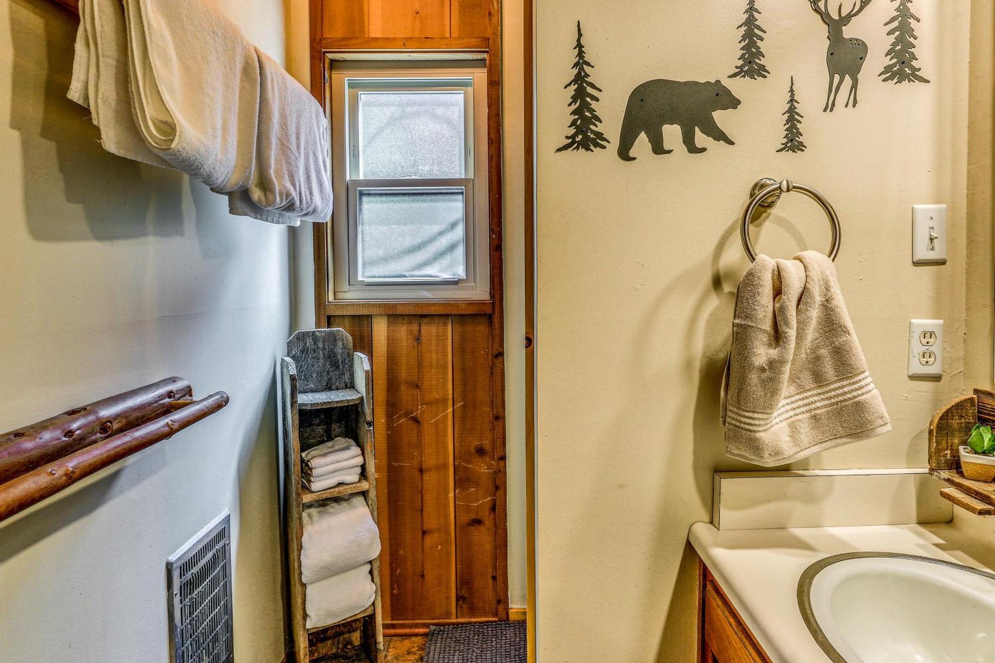 Cozy Bears Hideaway Cabin About 3 Mi To Shaver Lake! Екстериор снимка