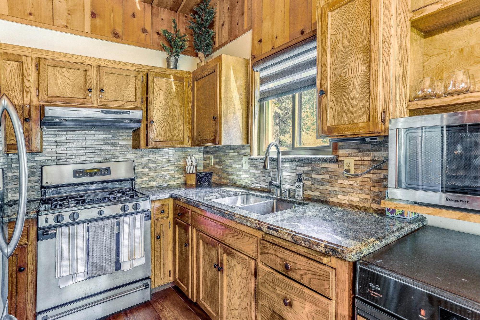 Cozy Bears Hideaway Cabin About 3 Mi To Shaver Lake! Екстериор снимка