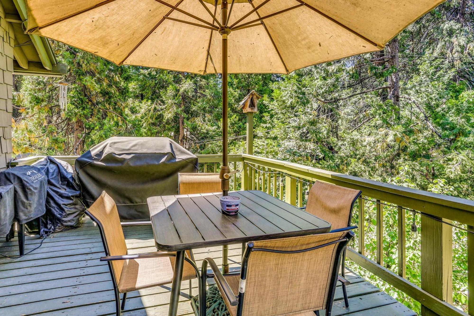 Cozy Bears Hideaway Cabin About 3 Mi To Shaver Lake! Екстериор снимка